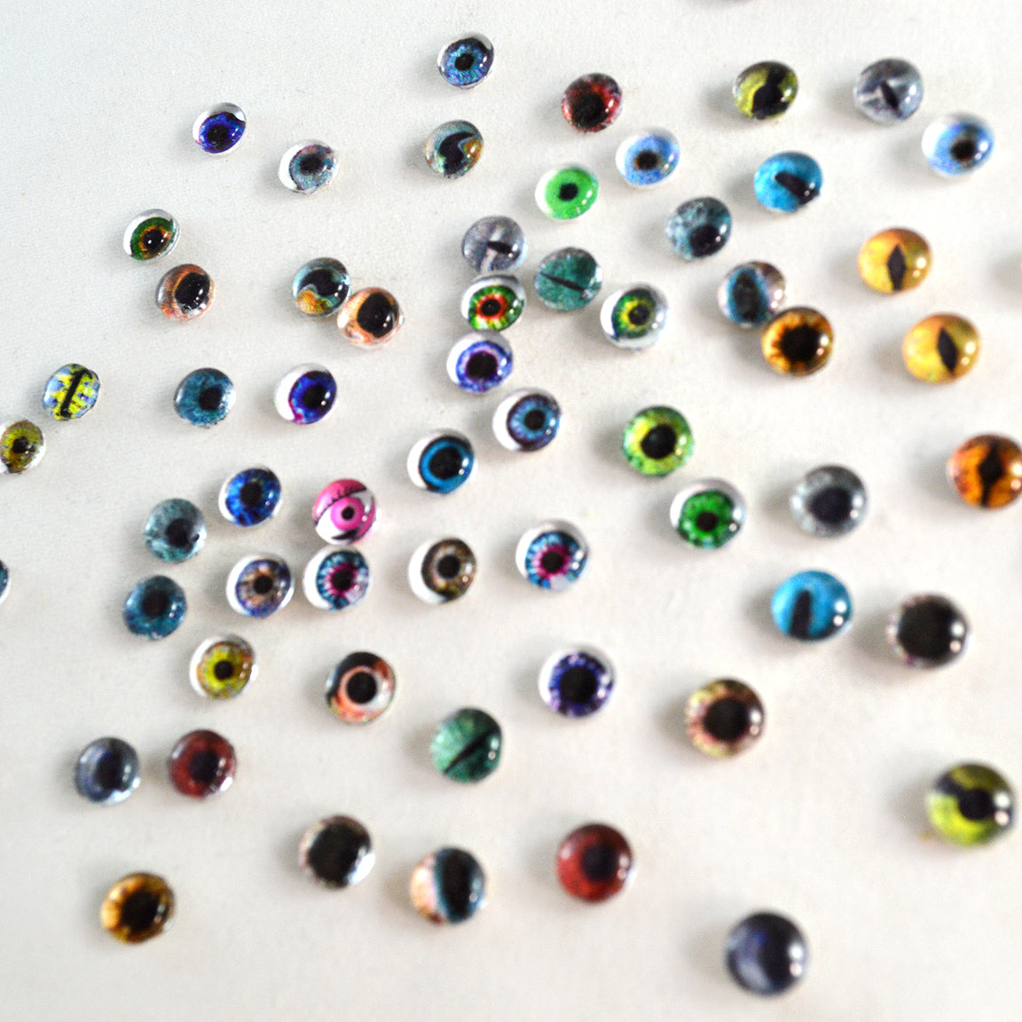 10 Small Glass Beads eye 6 Mm Different Colors 