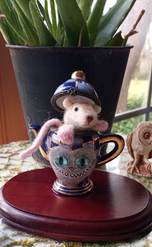 Adorable Cheshire Cat Teacup with Felted Mouse