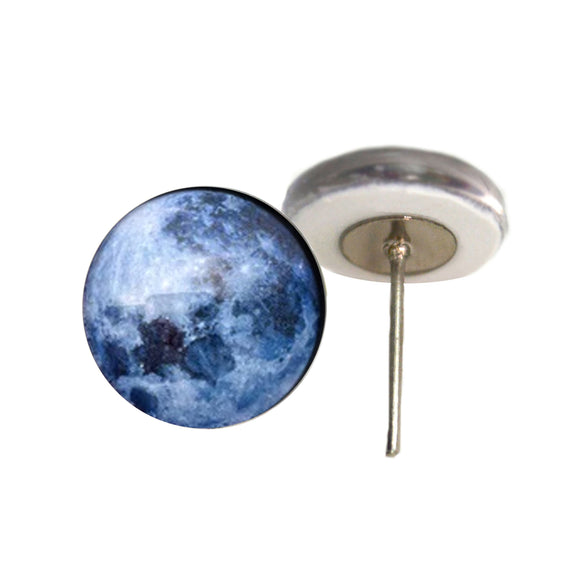 Blue moon eyes on wire pin posts