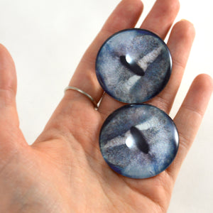 thumbnail image 2 of Tutorial: DIY Shark Themed Jewelry » Dollar Store Crafts 2 of 9